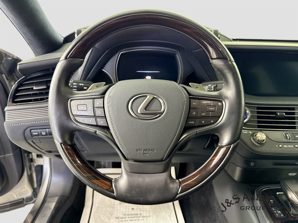 Used 2019 Lexus LS 500h w/ Interior Upgrade Package RWD image 12