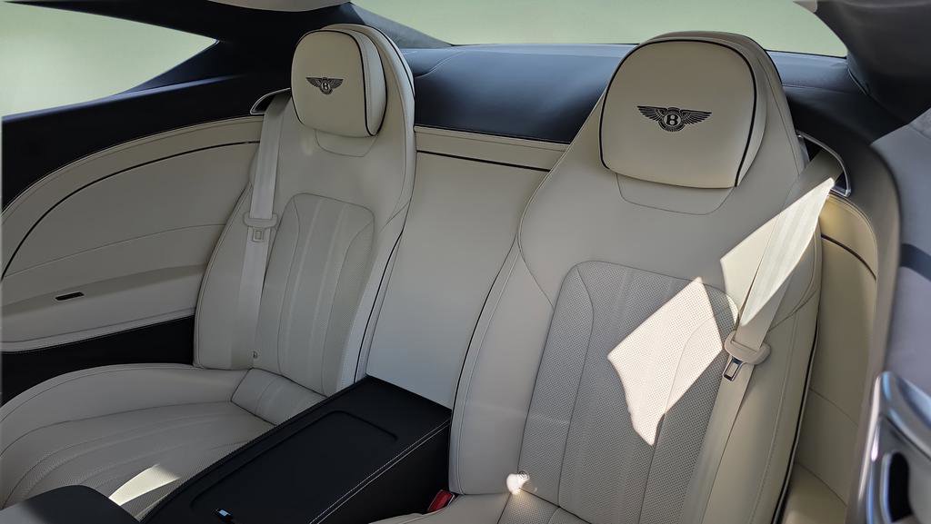 New 2025 Bentley Continental GT image 31