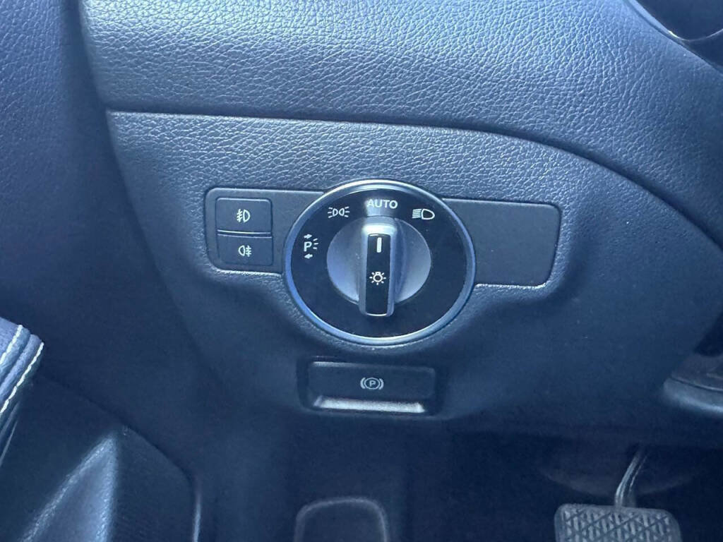 Used 2018 Mercedes-Benz GLA 250 4MATIC image 20