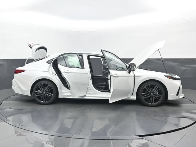 New 2026 Toyota Camry XSE FWD image 31