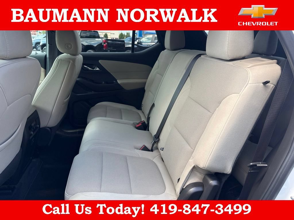 Used 2022 Chevrolet Traverse LS FWD image 28