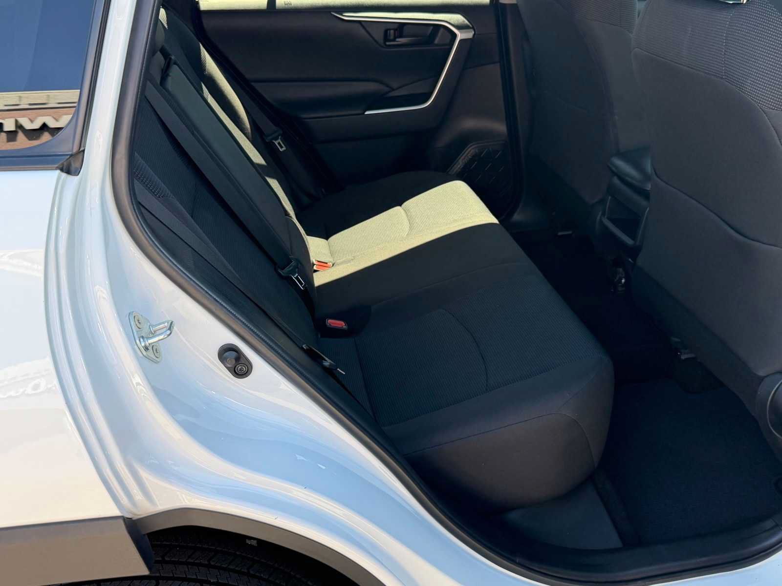 Used 2020 Toyota RAV4 LE w/ Carpet Mat Package FWD image 26