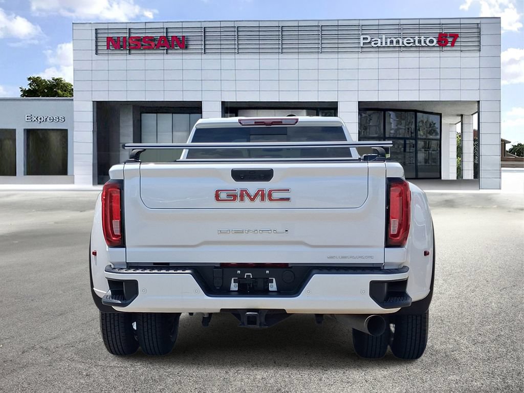 Used 2023 GMC Sierra 3500 Denali AWD/4WD image 5