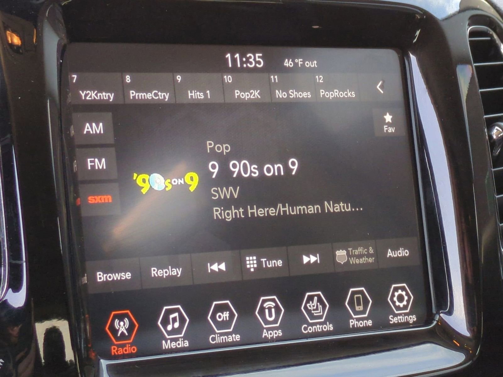 Used 2019 Jeep Compass Limited image 28