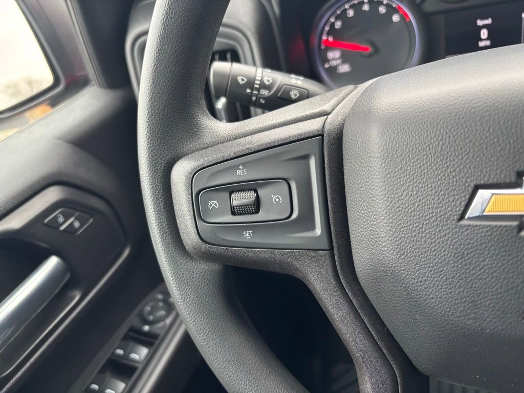 Used 2021 Chevrolet Silverado 1500 Custom image 24