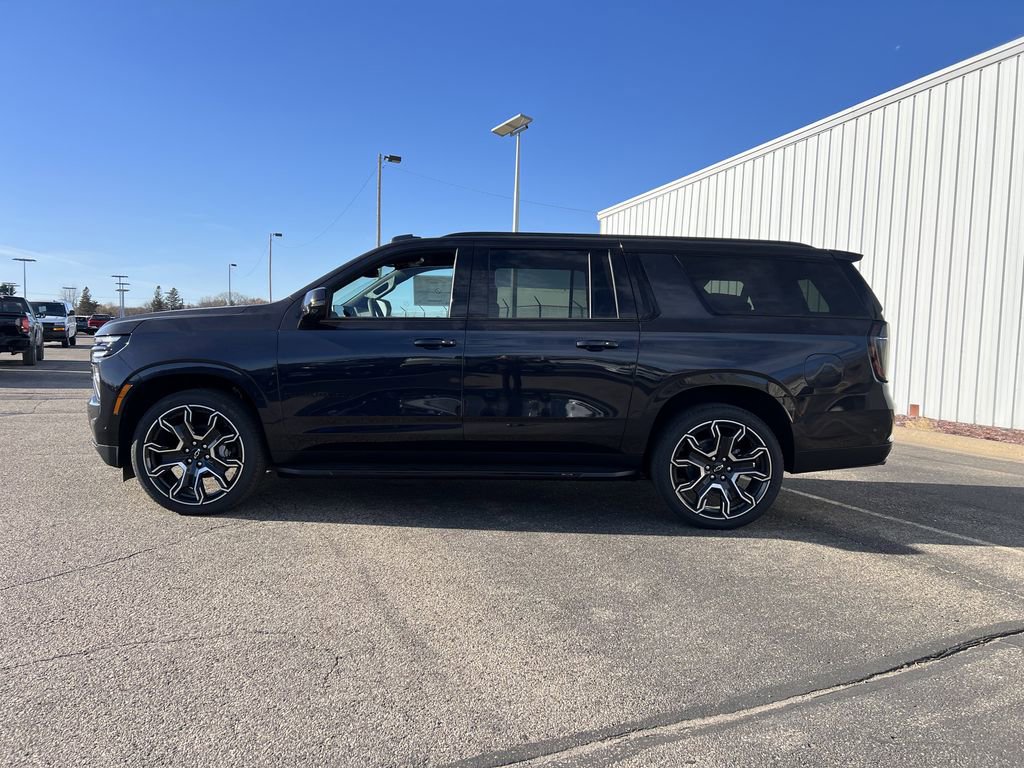 New 2026 Chevrolet Suburban RST w/ RST Capability Package image 2