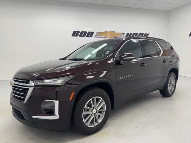 Used 2023 Chevrolet Traverse LT FWD image 1