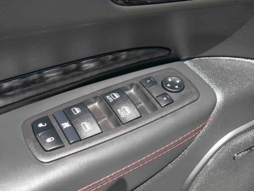 Used 2024 Dodge Durango R/T AWD/4WD image 25