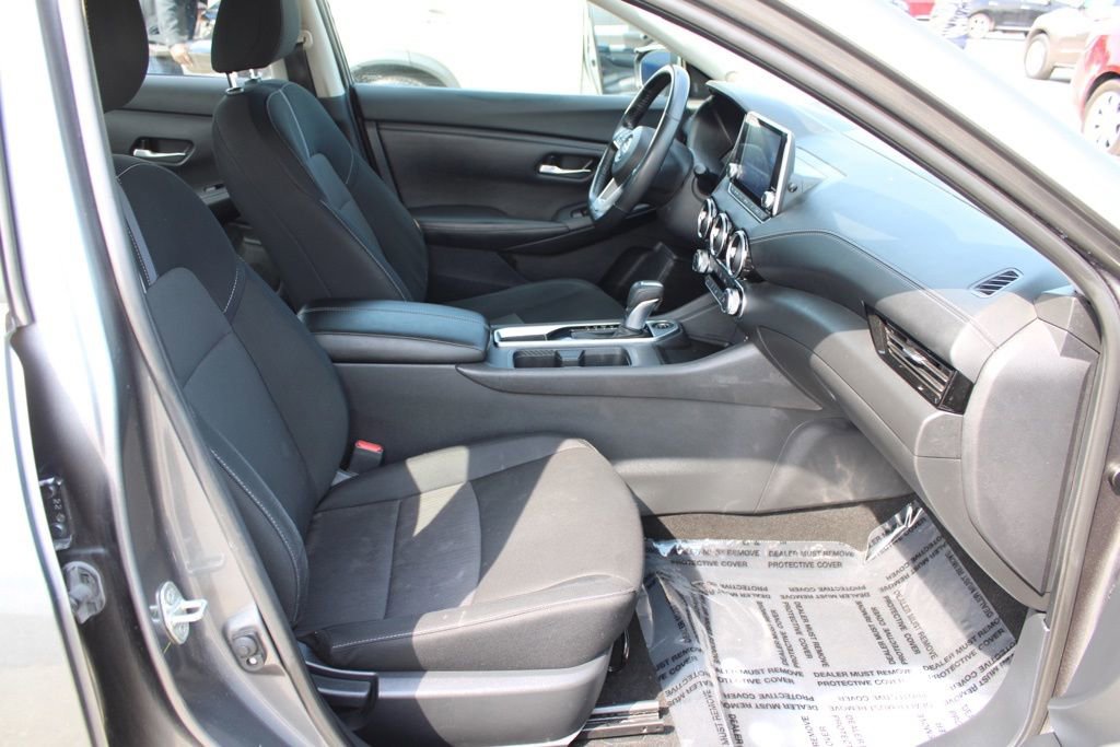 Used 2022 Nissan Sentra SV image 19