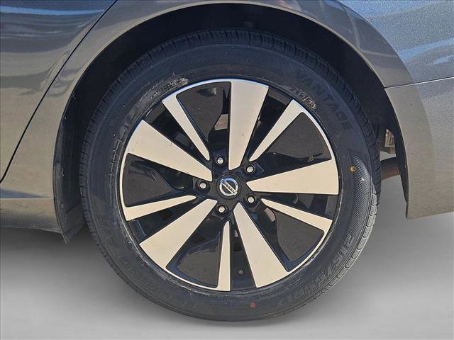 Used 2022 Nissan Altima 2.5 SV image 23