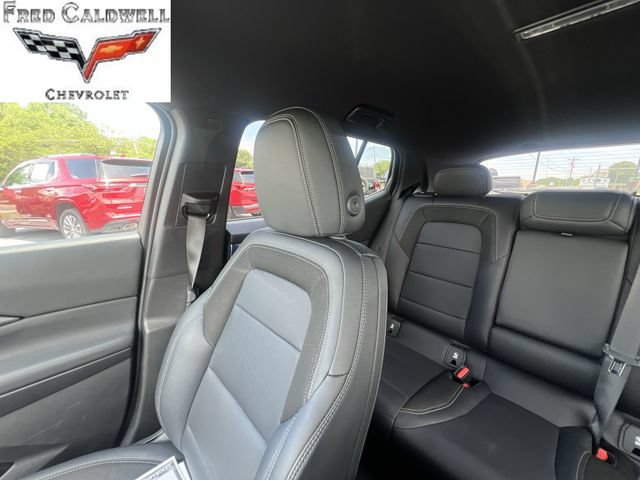 Used 2024 Chevrolet Equinox EV LT FWD image 12