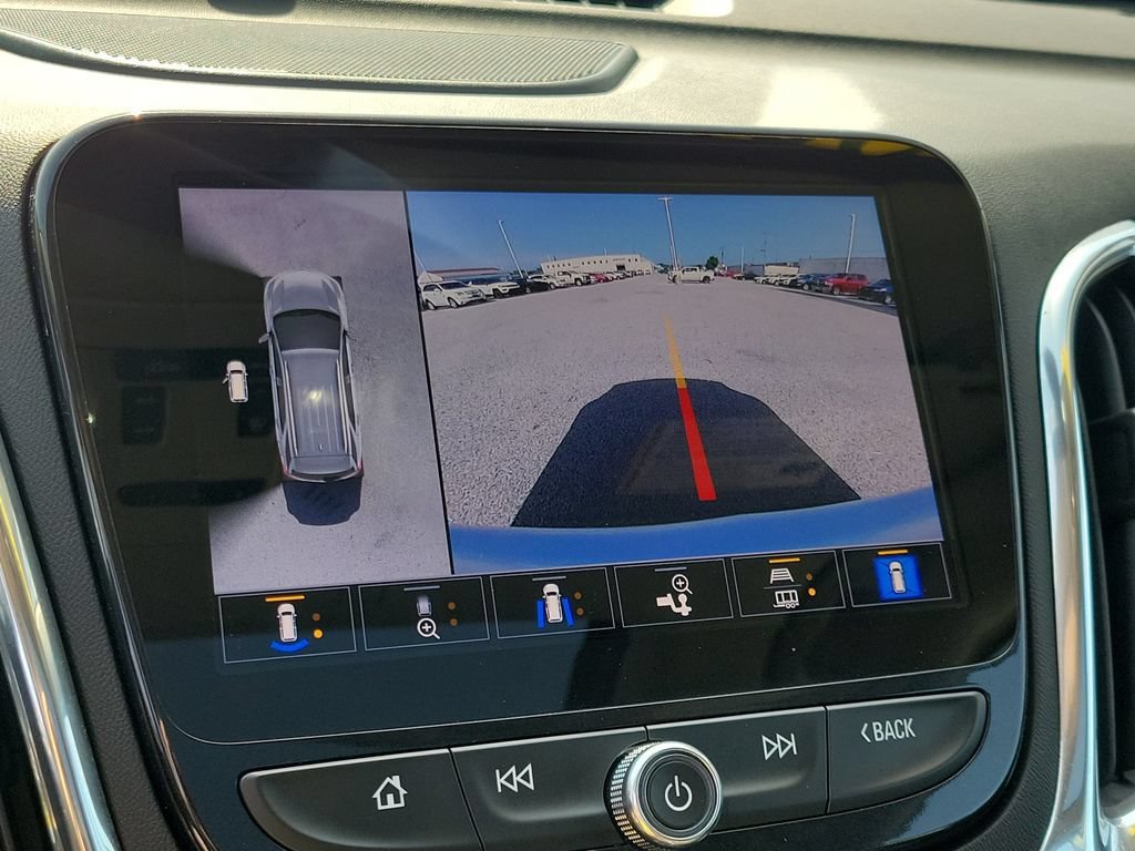 Used 2022 Chevrolet Equinox Premier AWD/4WD image 29
