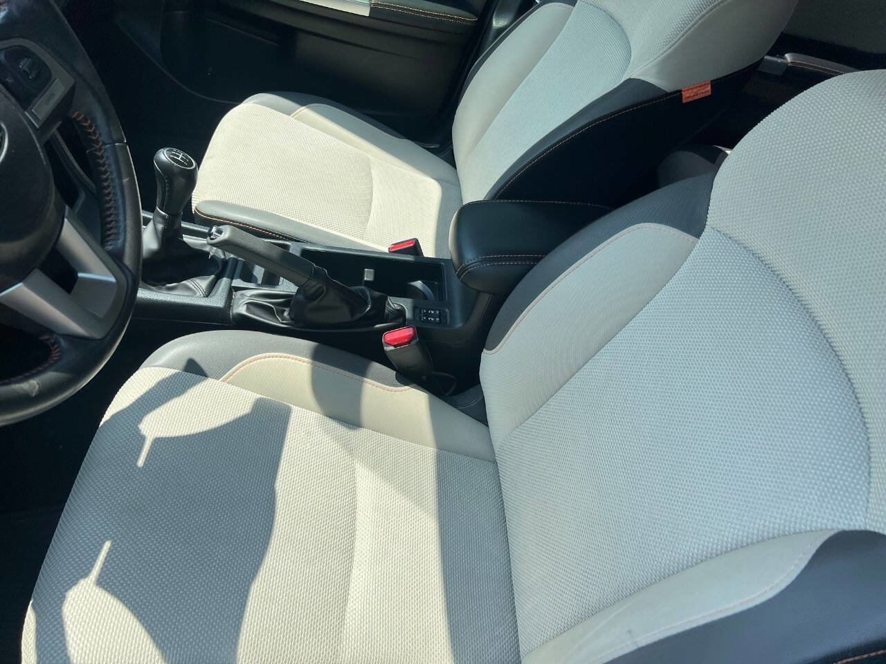 Used 2017 Subaru Crosstrek 2.0i Premium image 21