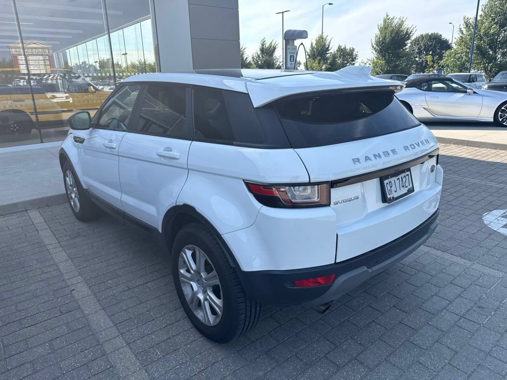 Used 2017 Land Rover Range Rover Evoque SE AWD/4WD image 7