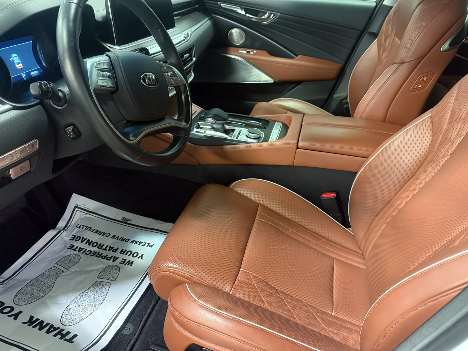 Used 2020 Kia K900 Luxury AWD/4WD image 22