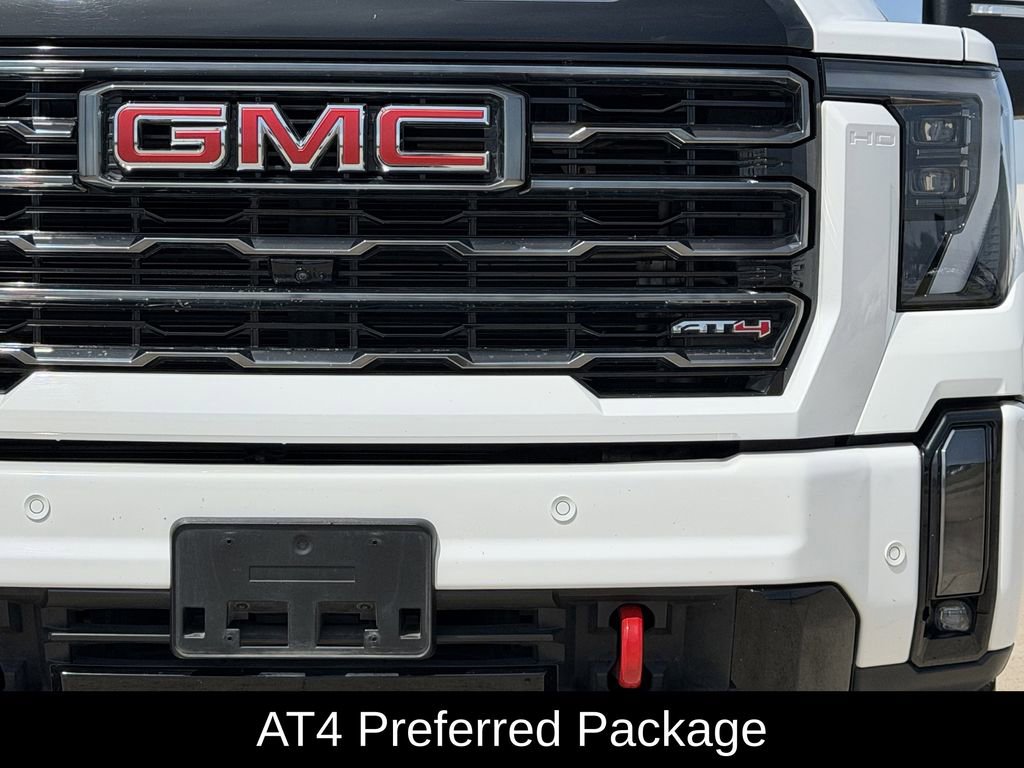 Used 2024 GMC Sierra 2500 AT4 w/ AT4 Premium Plus Package AWD/4WD image 4