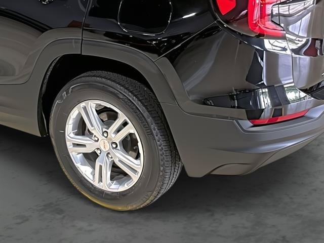 Used 2022 GMC Terrain SLE w/ Driver Convenience Package AWD/4WD image 11