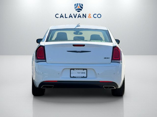 Used 2023 Chrysler 300 Touring L w/ Popular Equipment Group RWD image 6