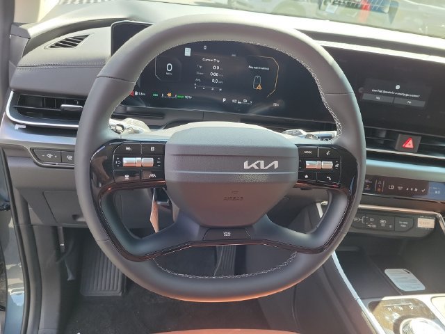 New 2027 Kia Carnival SX FWD image 30