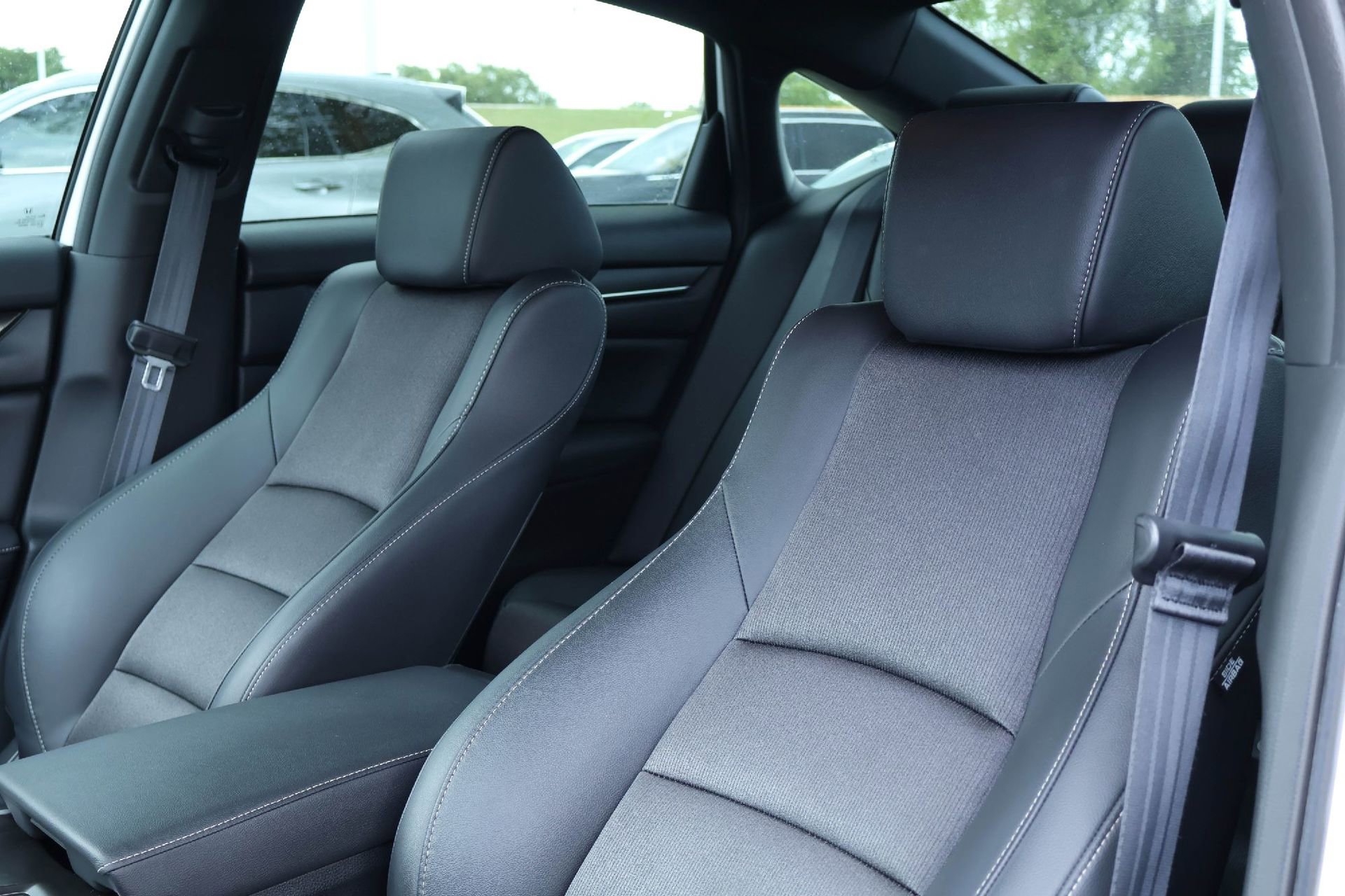 Used 2021 Honda Accord Sport image 11