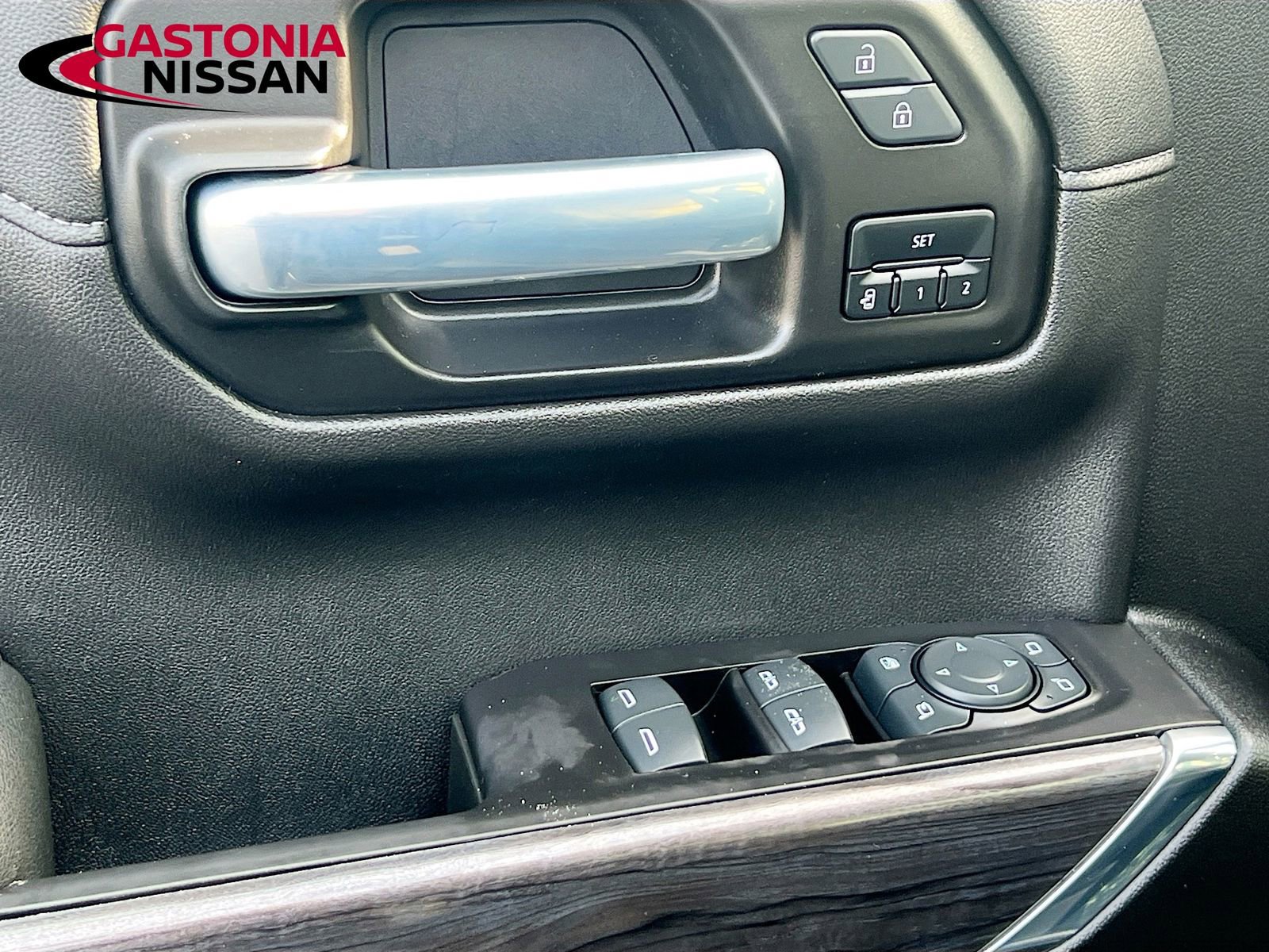 Used 2021 Chevrolet Silverado 1500 LTZ w/ LTZ Premium Package image 23