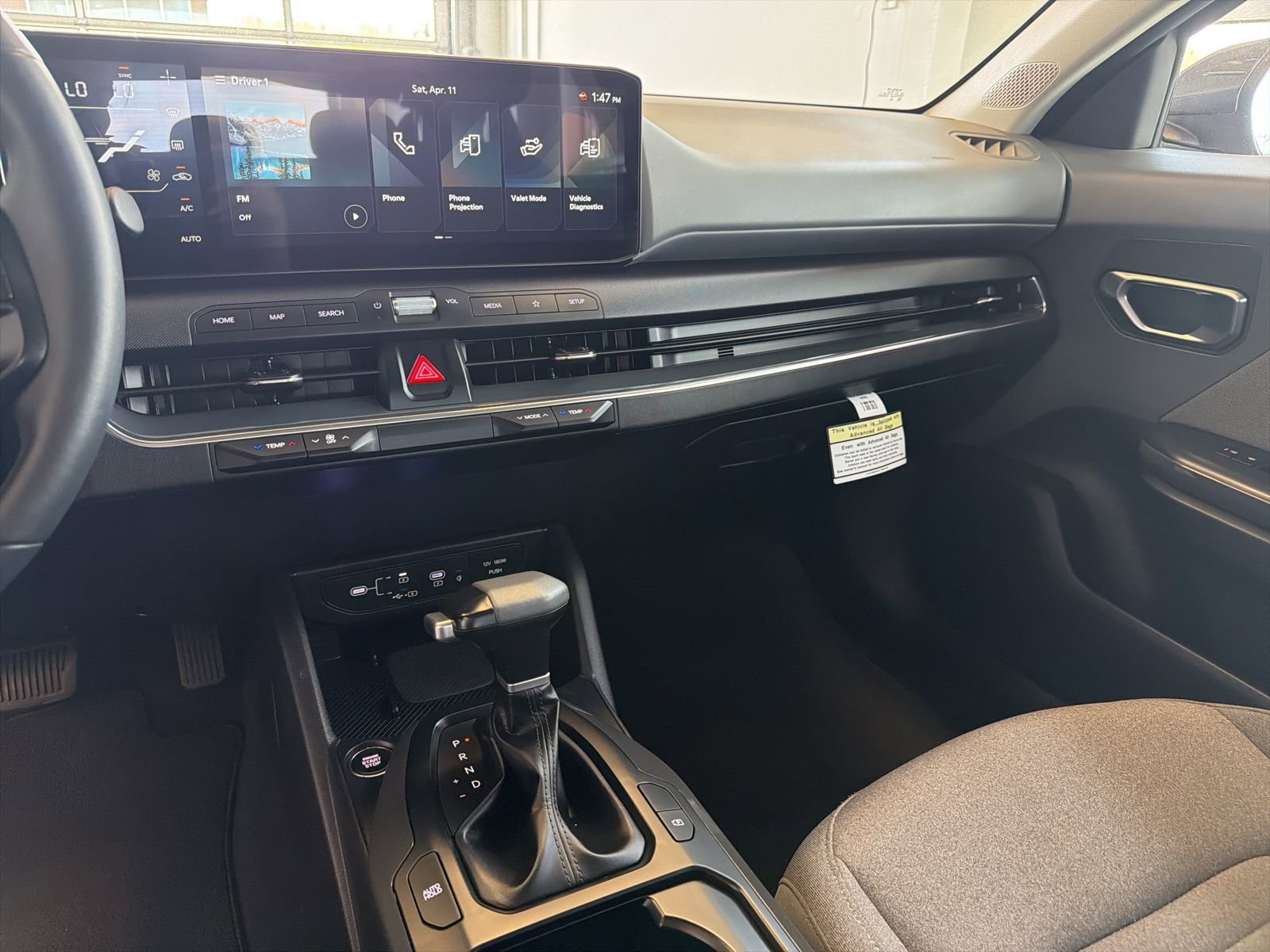 Used 2025 Kia K4 EX image 22