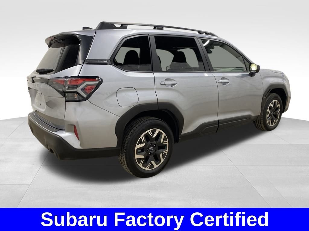 Certified 2025 Subaru Forester Premium AWD/4WD image 4