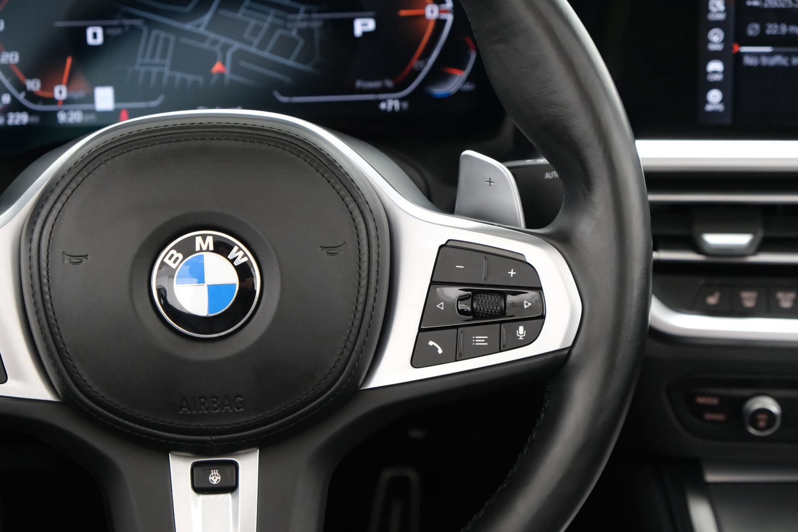 Used 2022 BMW M440i Convertible RWD image 16