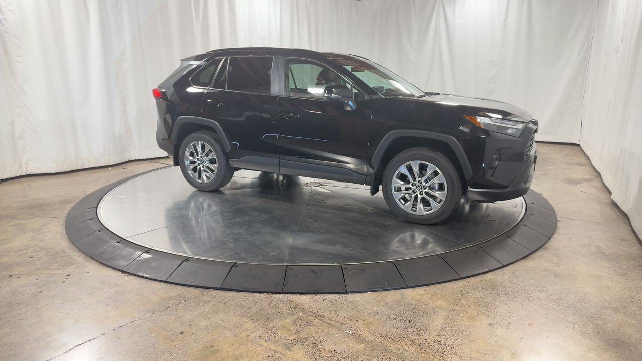 Used 2025 Toyota RAV4 XLE Premium image 3