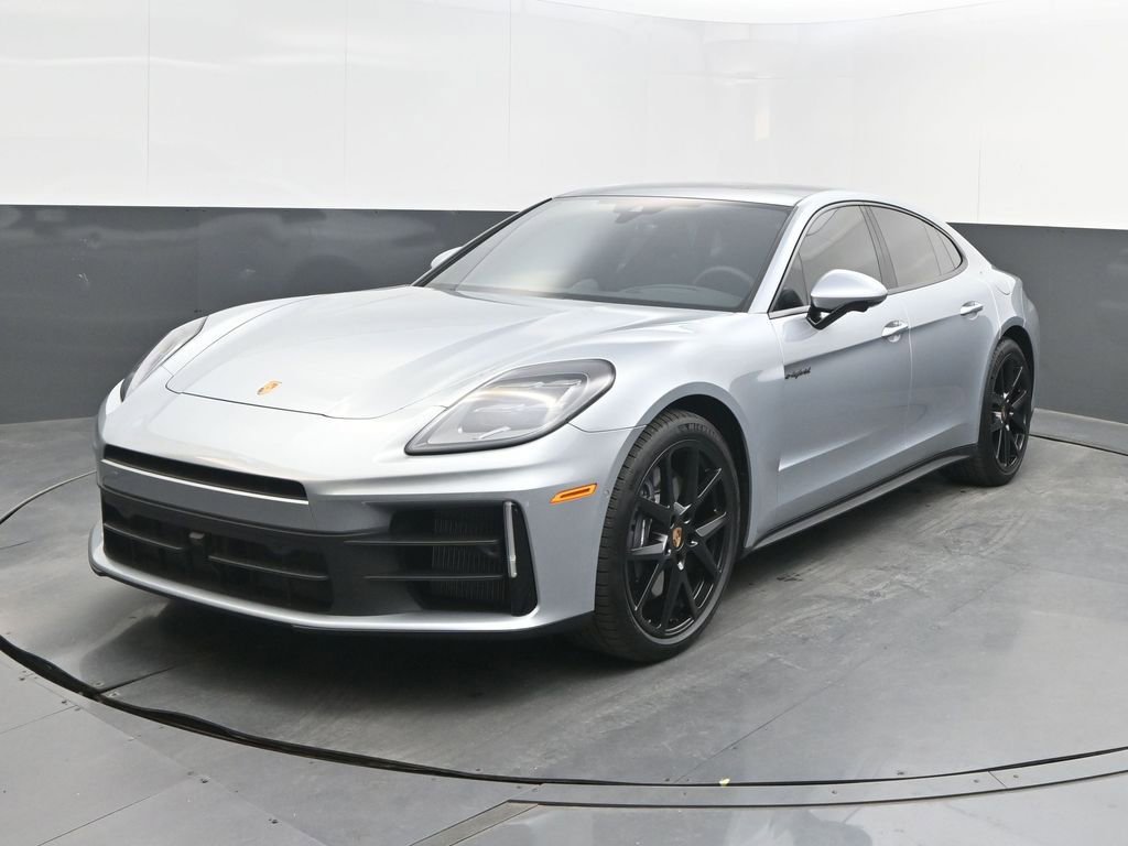 New 2026 Porsche Panamera 4 image 1