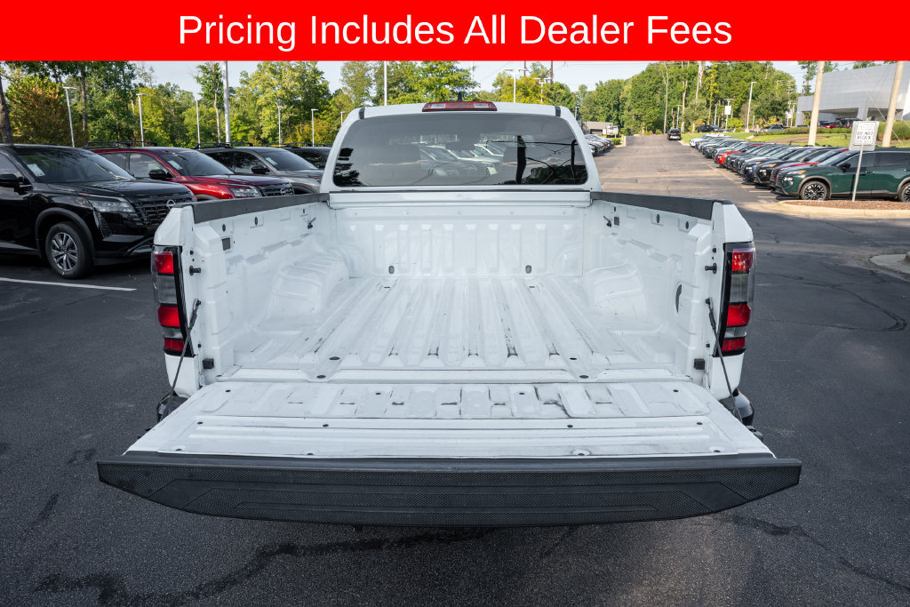 Used 2022 Nissan Frontier S AWD/4WD image 5