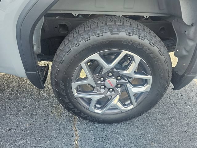 Used 2024 GMC Sierra 1500 SLE AWD/4WD image 14