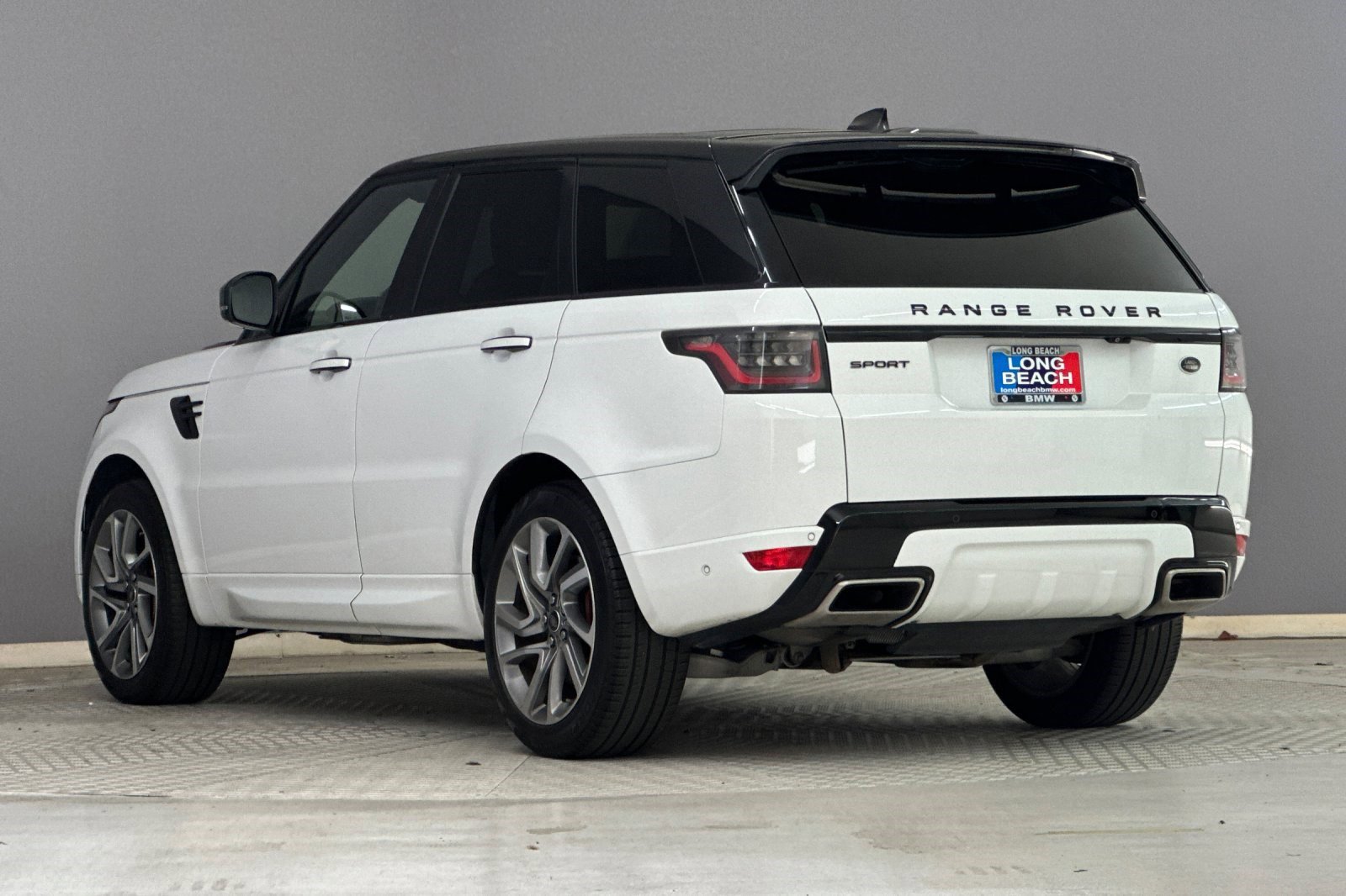 Used 2019 Land Rover Range Rover Sport HSE Dynamic image 3