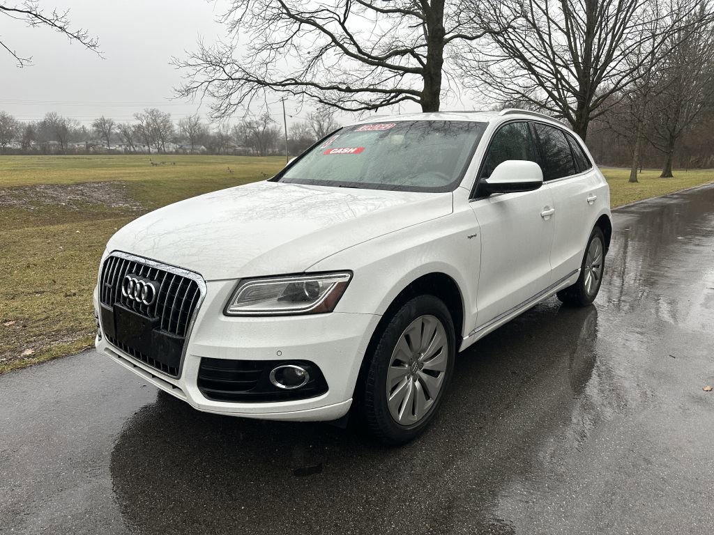 Used 2013 Audi Q5 2.0T Prestige w/ Comfort Pkg image 2