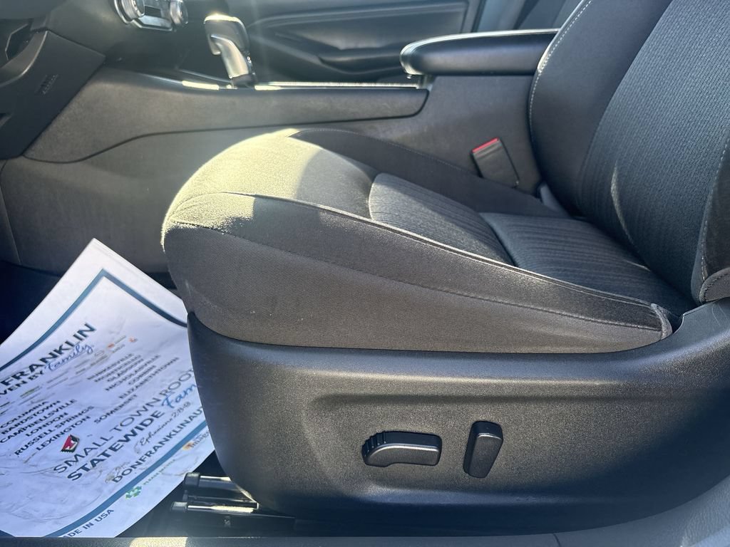 Used 2020 Nissan Altima 2.5 S FWD image 12