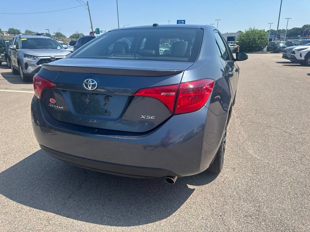 Used 2018 Toyota Corolla XSE FWD image 7