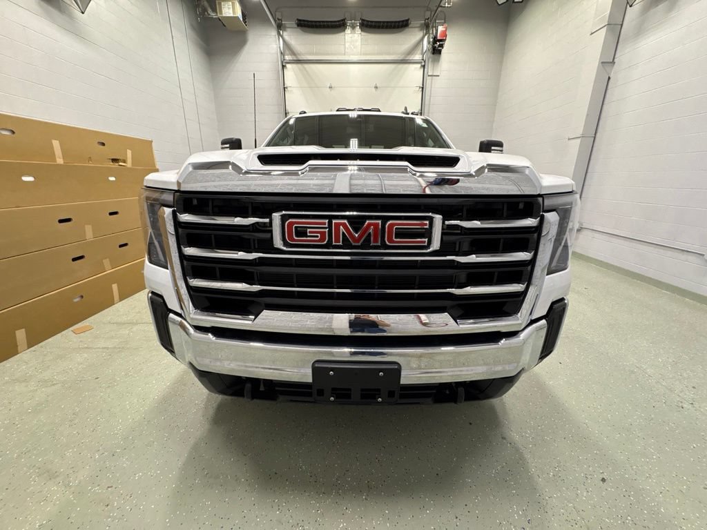 Certified 2024 GMC Sierra 3500 SLE w/ SLE Value Package AWD/4WD image 10