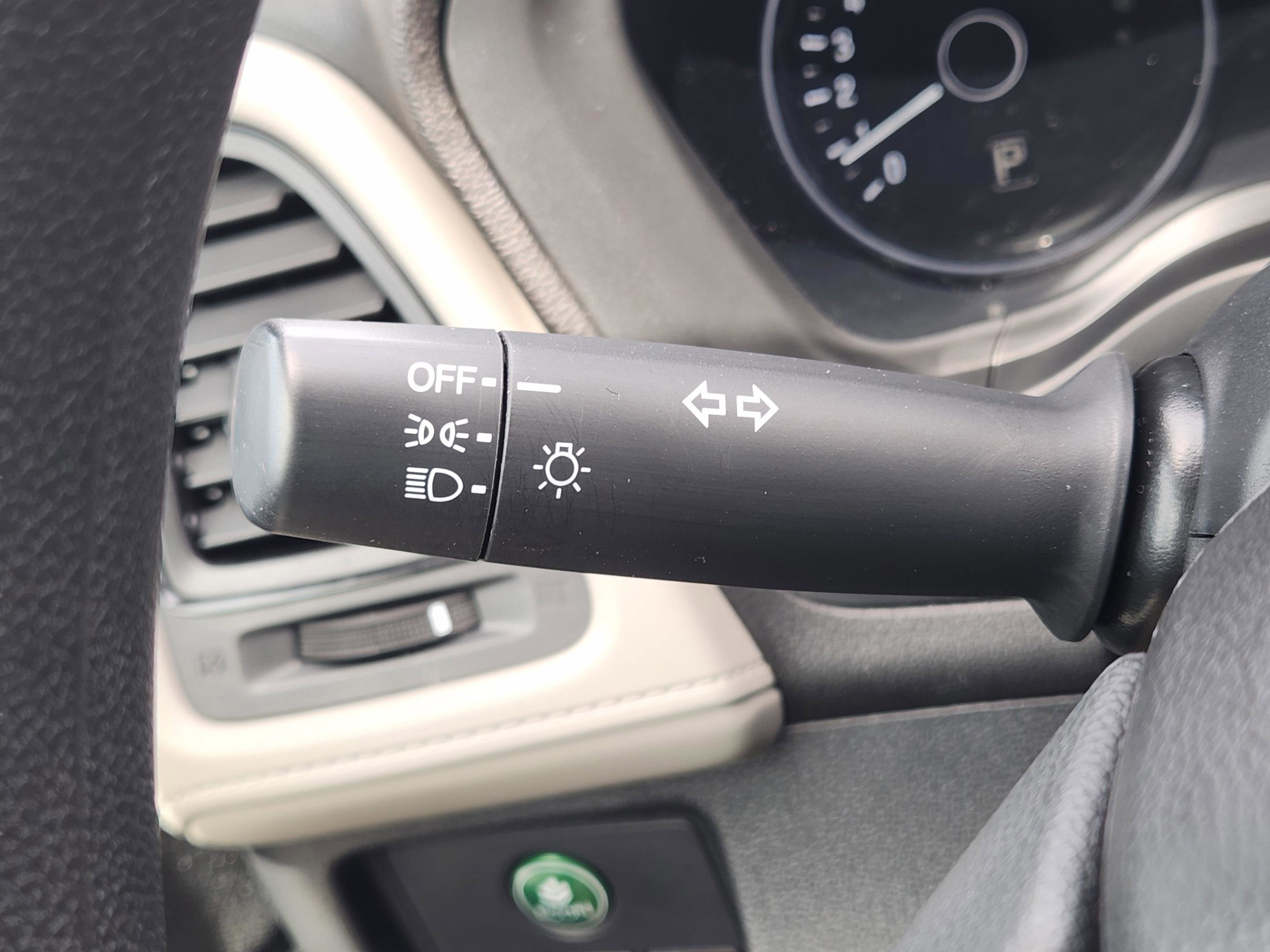 Certified 2021 Honda HR-V LX image 22