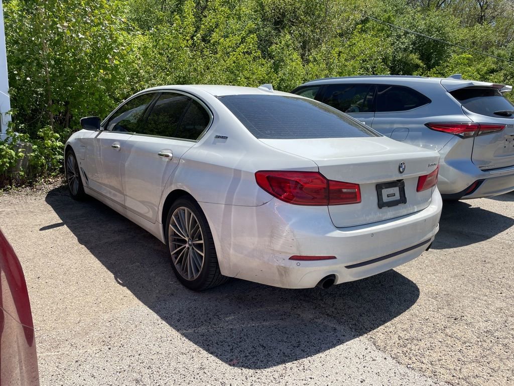 Used 2018 BMW 530e xDrive AWD/4WD image 1