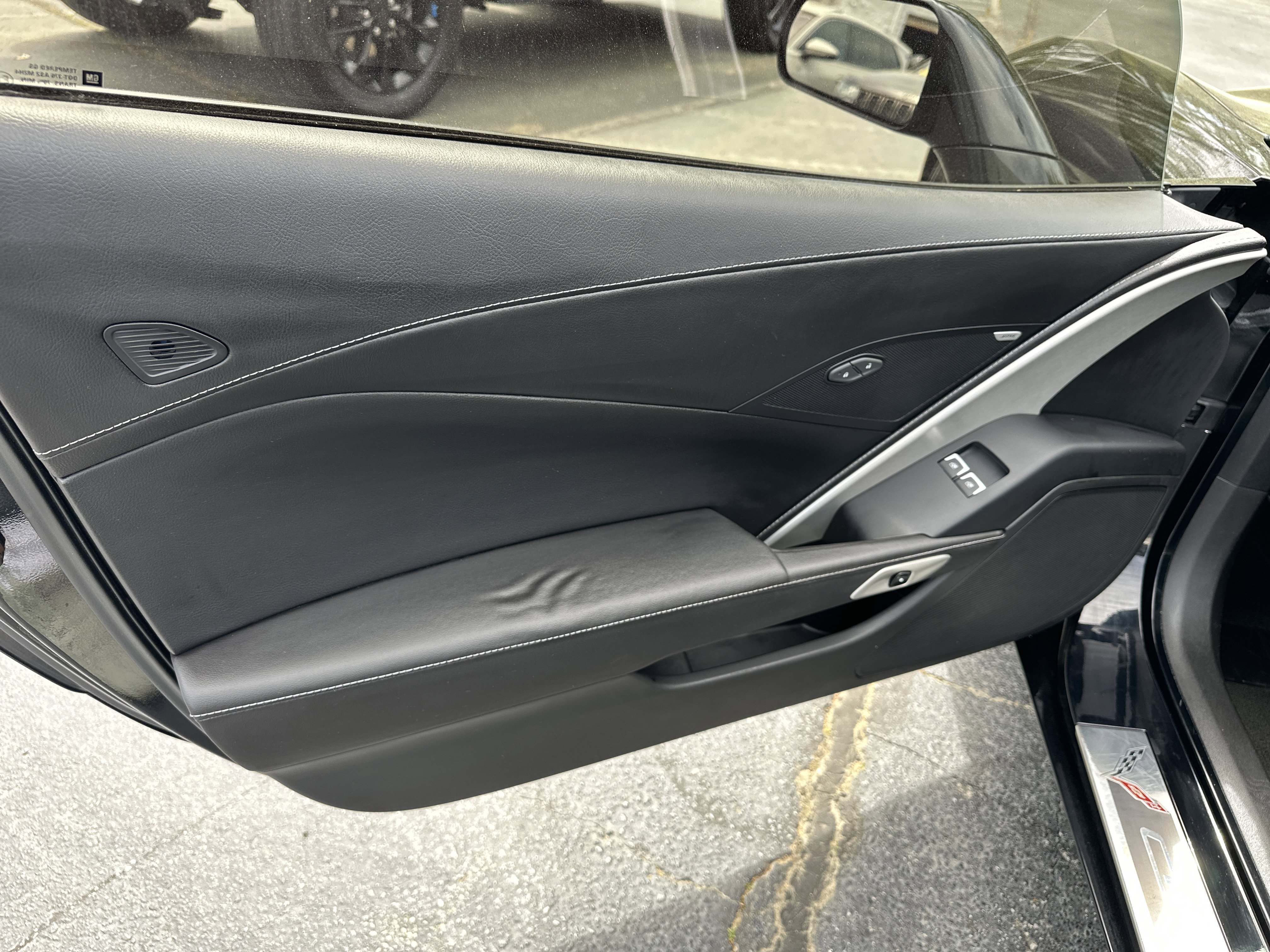 Used 2017 Chevrolet Corvette Stingray Coupe w/ Carbon Flash Badge Package RWD image 12