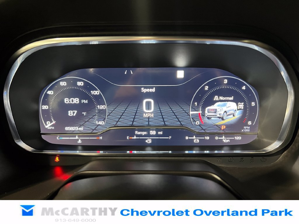 Used 2022 GMC Yukon XL AT4 AWD/4WD image 13