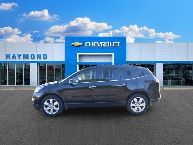 Used 2017 Chevrolet Traverse LT w/ Style and Technology Package FWD image 6