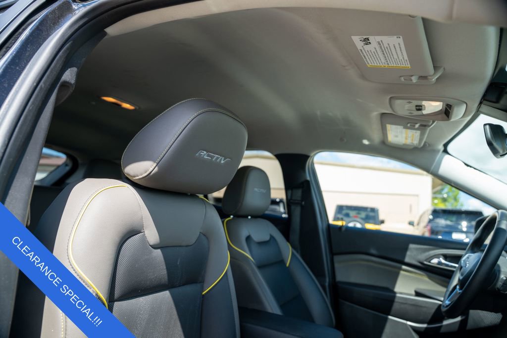 Used 2025 Chevrolet Trax ACTIV w/ Driver Confidence Package image 12