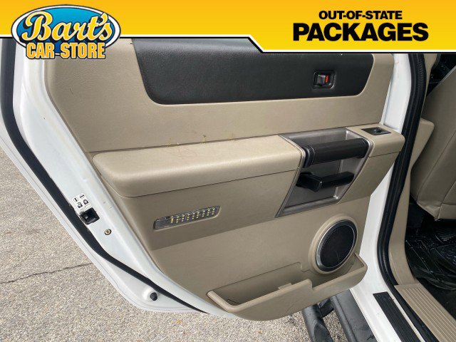 Used 2003 HUMMER H2 w/ Preferred Equipment Group image 18