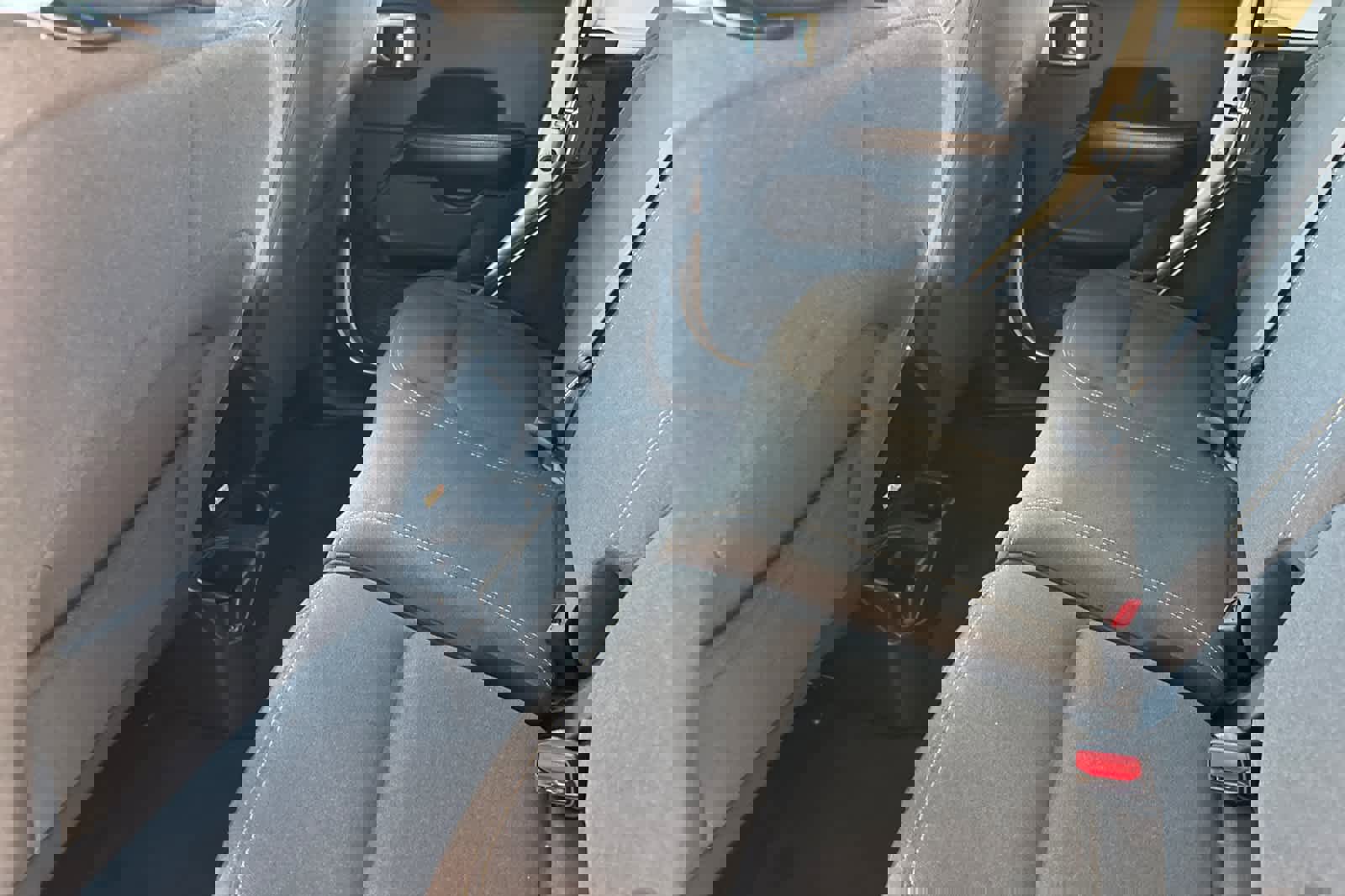 Used 2024 Jeep Wrangler Sahara image 11