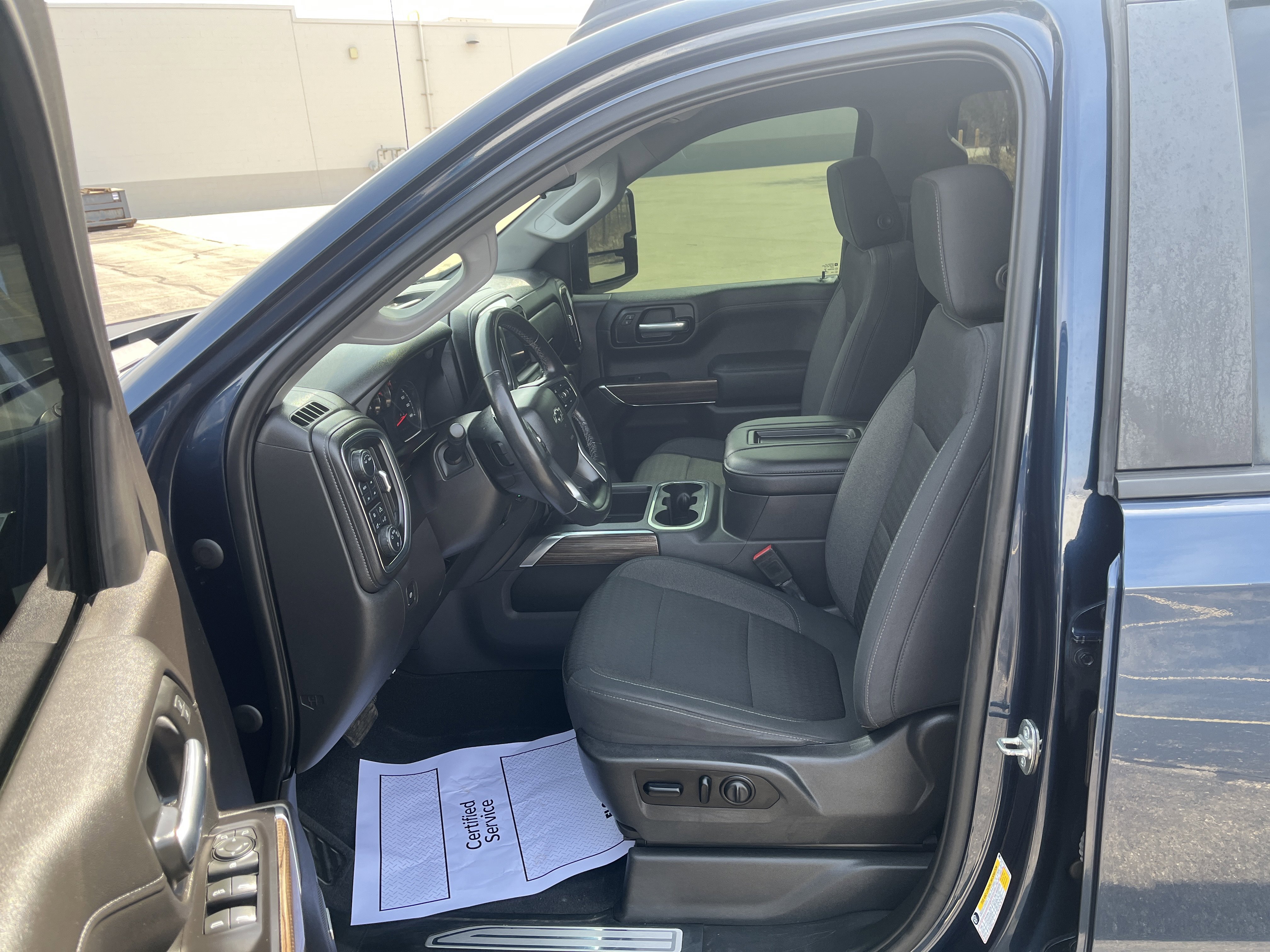 Used 2020 Chevrolet Silverado 1500 LT Trail Boss image 10