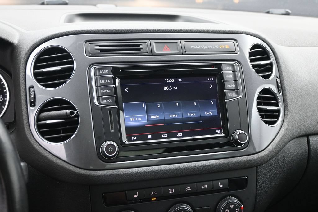 Used 2017 Volkswagen Tiguan Wolfsburg Edition FWD image 15