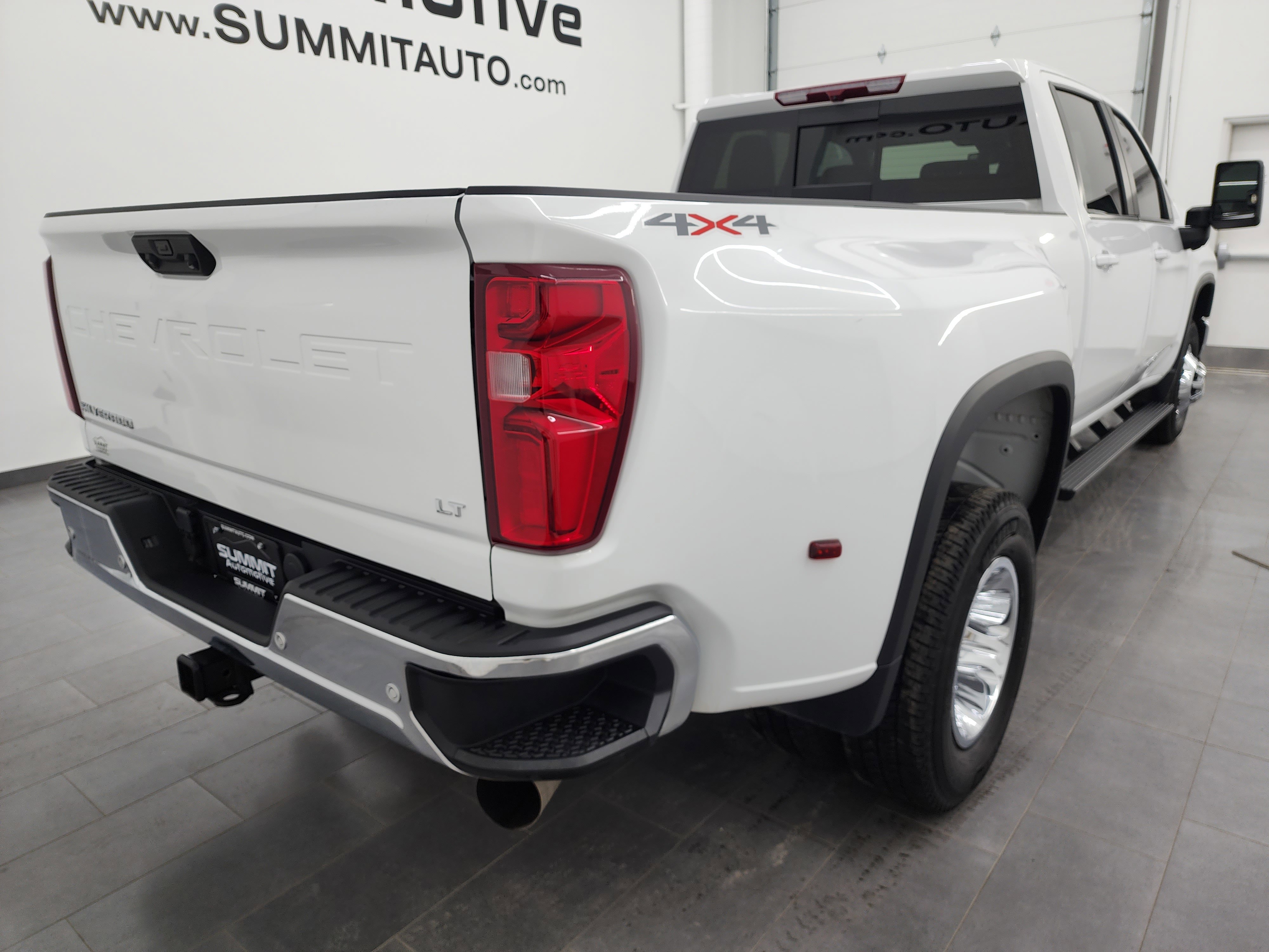 Used 2025 Chevrolet Silverado 3500 LT w/ All Star Edition image 4