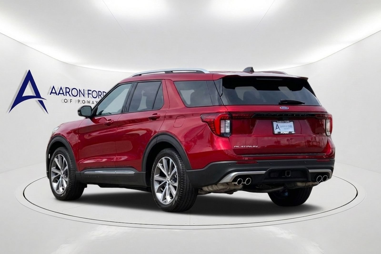 Used 2025 Ford Explorer Platinum w/ Ultimate Package RWD image 3