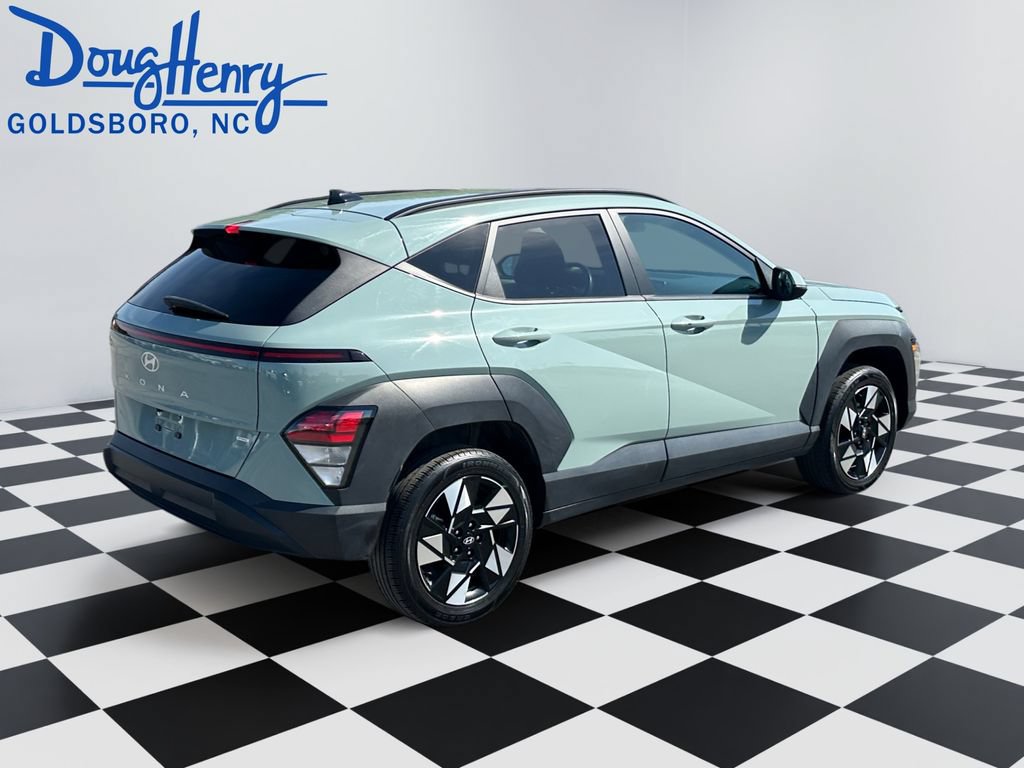 Used 2024 Hyundai Kona SEL AWD/4WD image 5